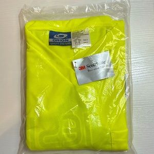 NIB Safety T shirt reflective yellow Sz Large